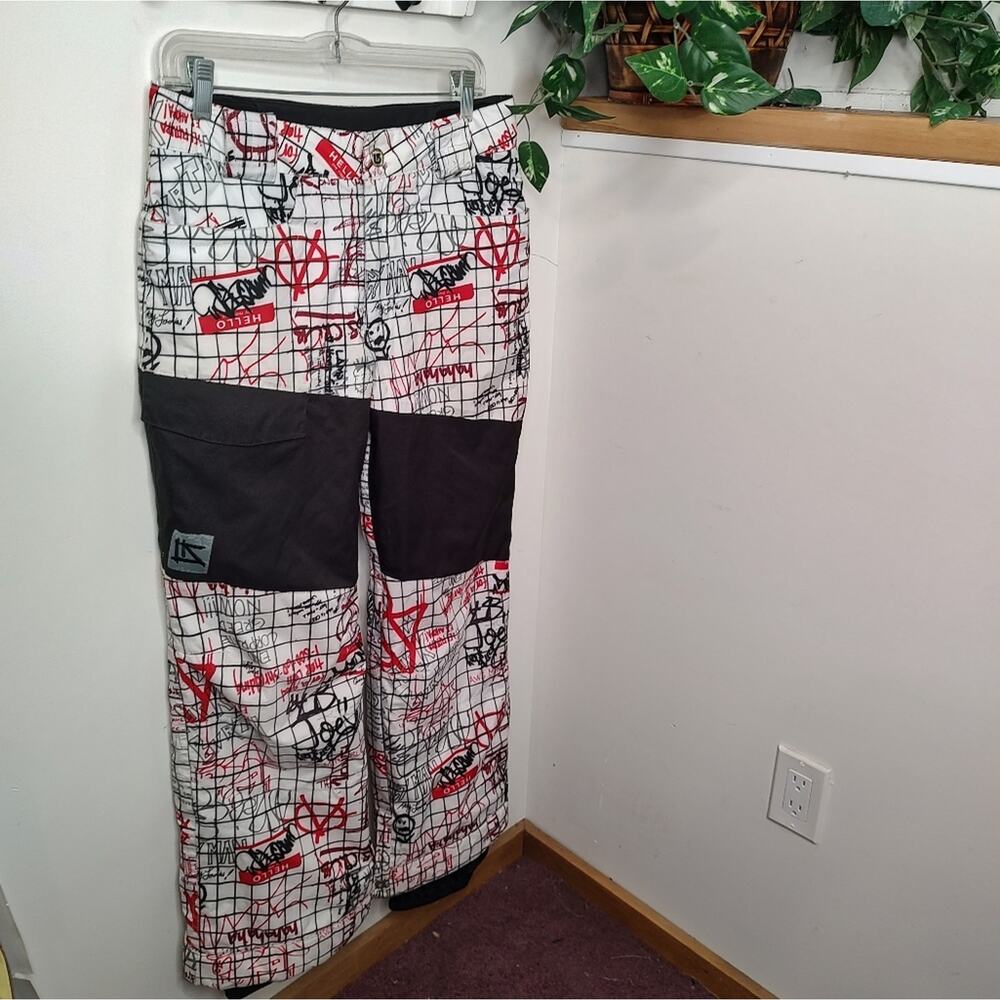 Burton Boys' Snow/Ski Pants in Red/White Name tag Graffiti Print Size XL